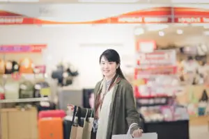 坚果零食适合旅行携带吗包装和储存更重要